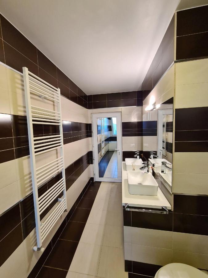 Cozy Apartment Arad Extérieur photo